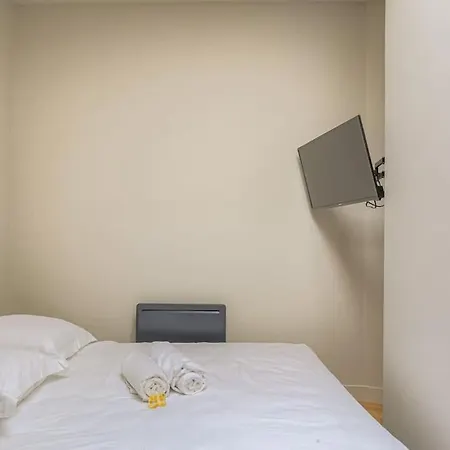 Bel Lumineux, Deux Pieces, Apartment